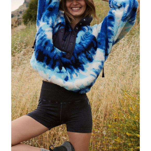 NWOT FP MOVEMENT Rocky Ridge Pullover Ocean Tie Dye Combo L Hit the Slopes blue - Picture 6 of 17